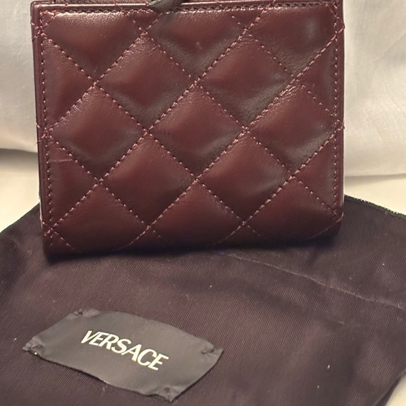 Versace Burgundy Quilted Wallet with Gold Medusa - Picture 5 of 11